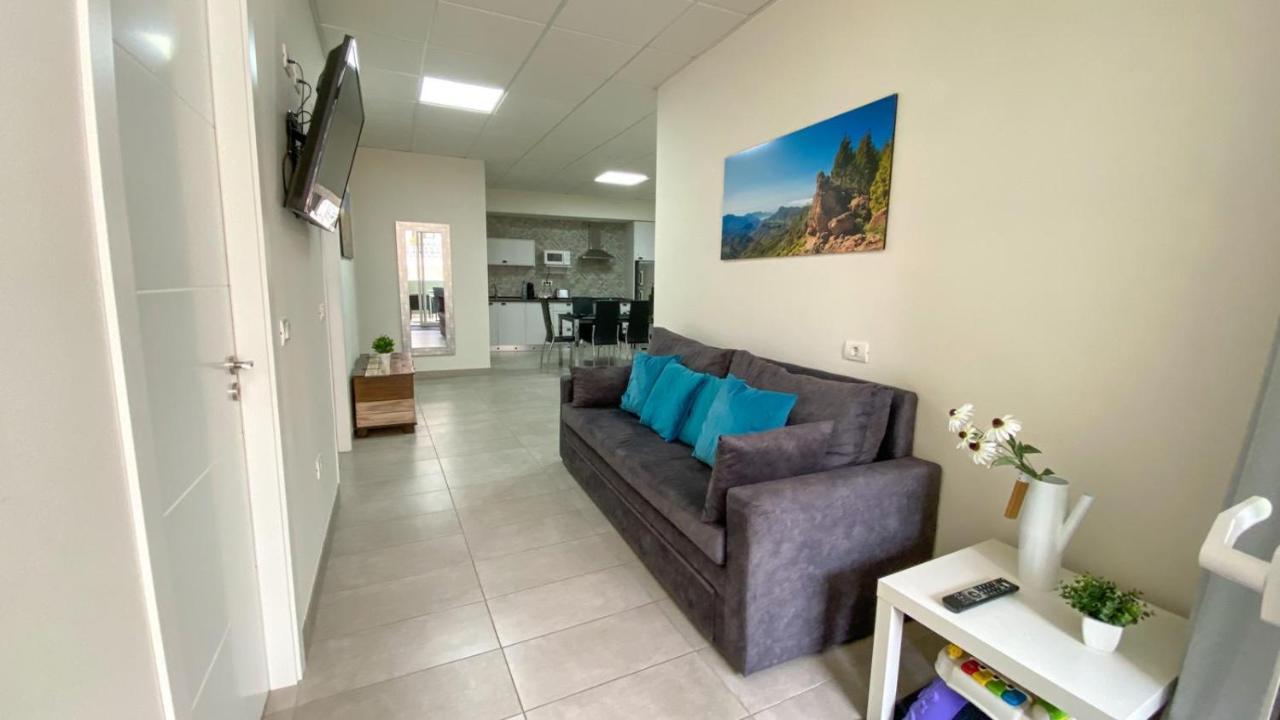 El Puente Holiday Home I- Airport 8,1K Инхенио Экстерьер фото